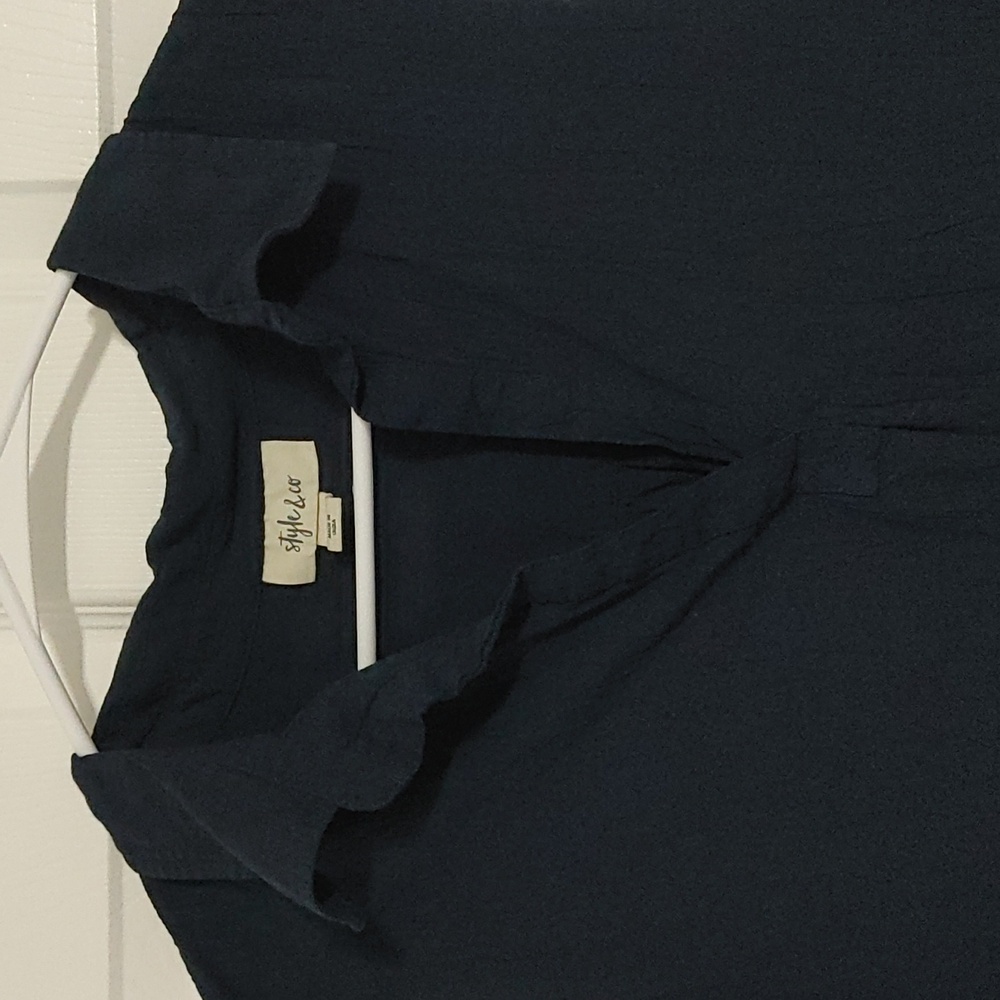 Style & Co. Sleeveless Navy Blouse Sz Large Relaxed Fit EUC - Picture 3 of 5